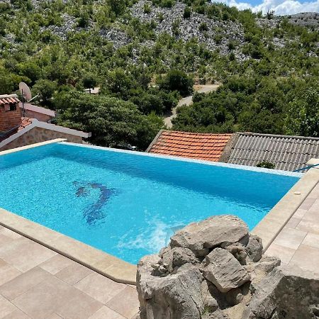 Lovely Holiday Home In Starigrad Εξωτερικό φωτογραφία