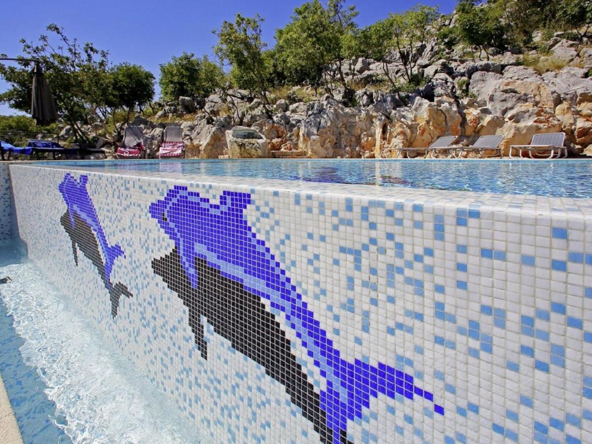 Lovely Holiday Home In Starigrad Εξωτερικό φωτογραφία