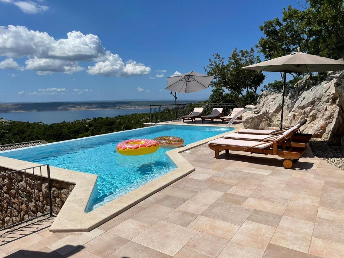 Lovely Holiday Home In Starigrad Εξωτερικό φωτογραφία